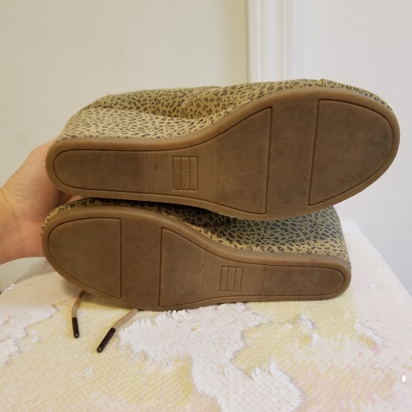 TOMS Wedge ankle bootie - Picture 4 of 6